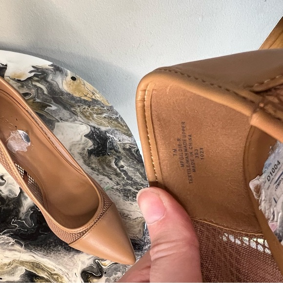 Marc Fisher Gildie Mesh Fishnet Heels 7 - Picture 9 of 9